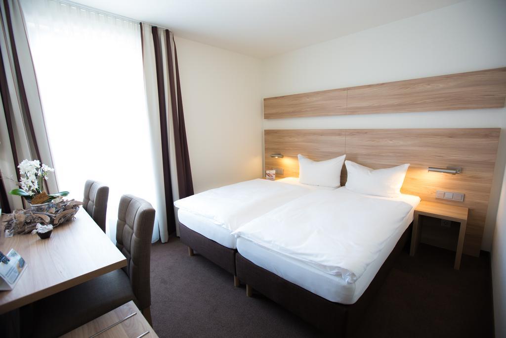 Hotel & Restaurant Rose Bietigheim-Bissingen Room photo